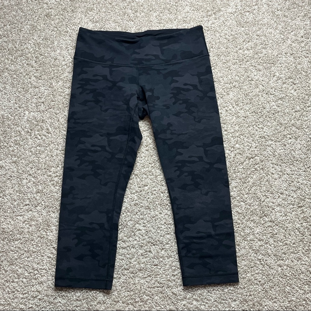 Lululemon Wunder Under Crop